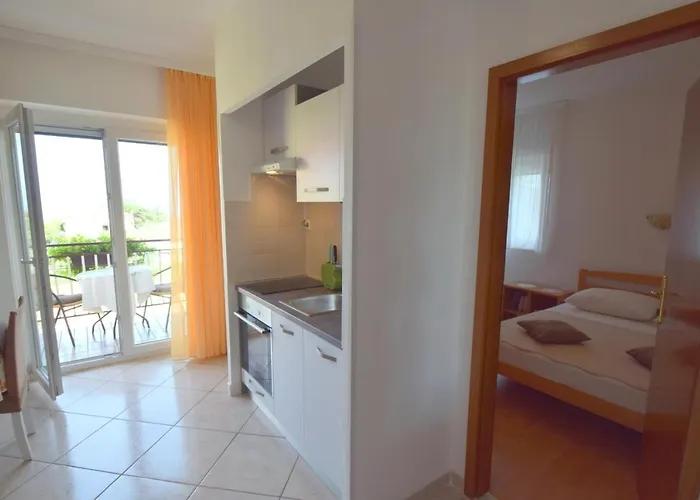 Apartment Josipa Malinska
